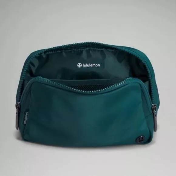 Lululemon Large Everywhere Belt Bag Green Jasper Nwt - Picture 5 of 7